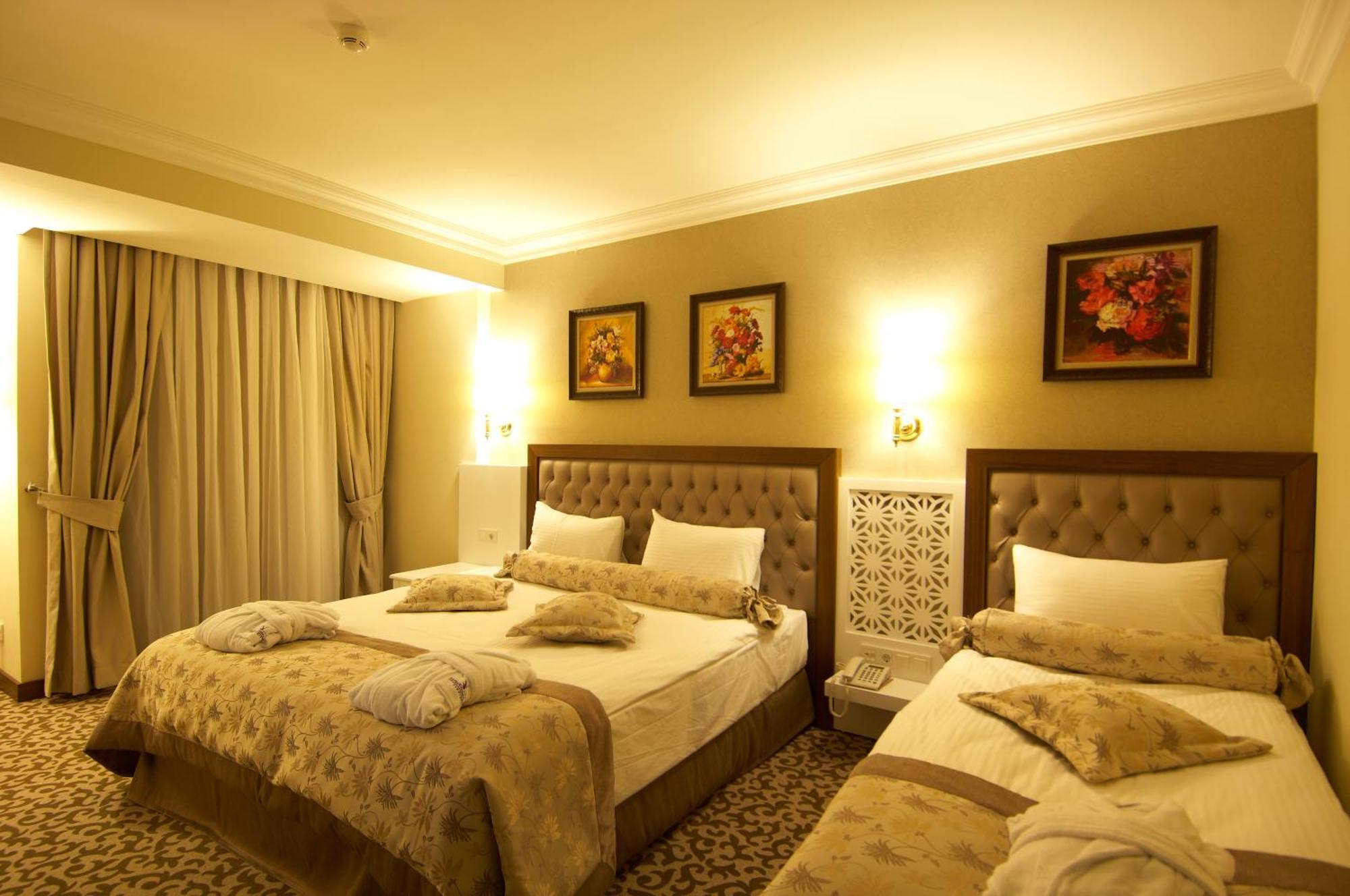 Safran Thermal Resort Sandıklı Esterno foto