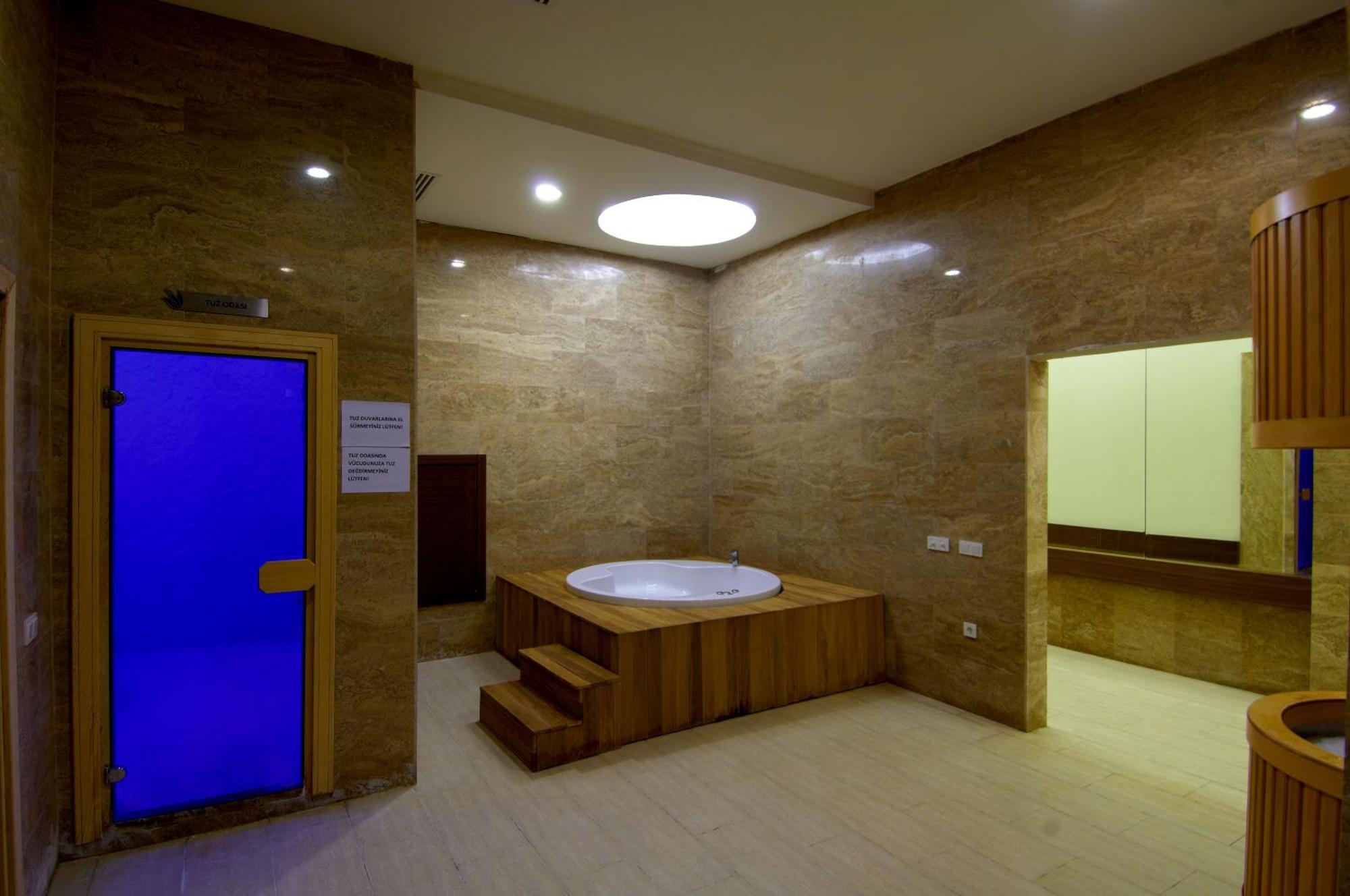 Safran Thermal Resort Sandıklı Esterno foto