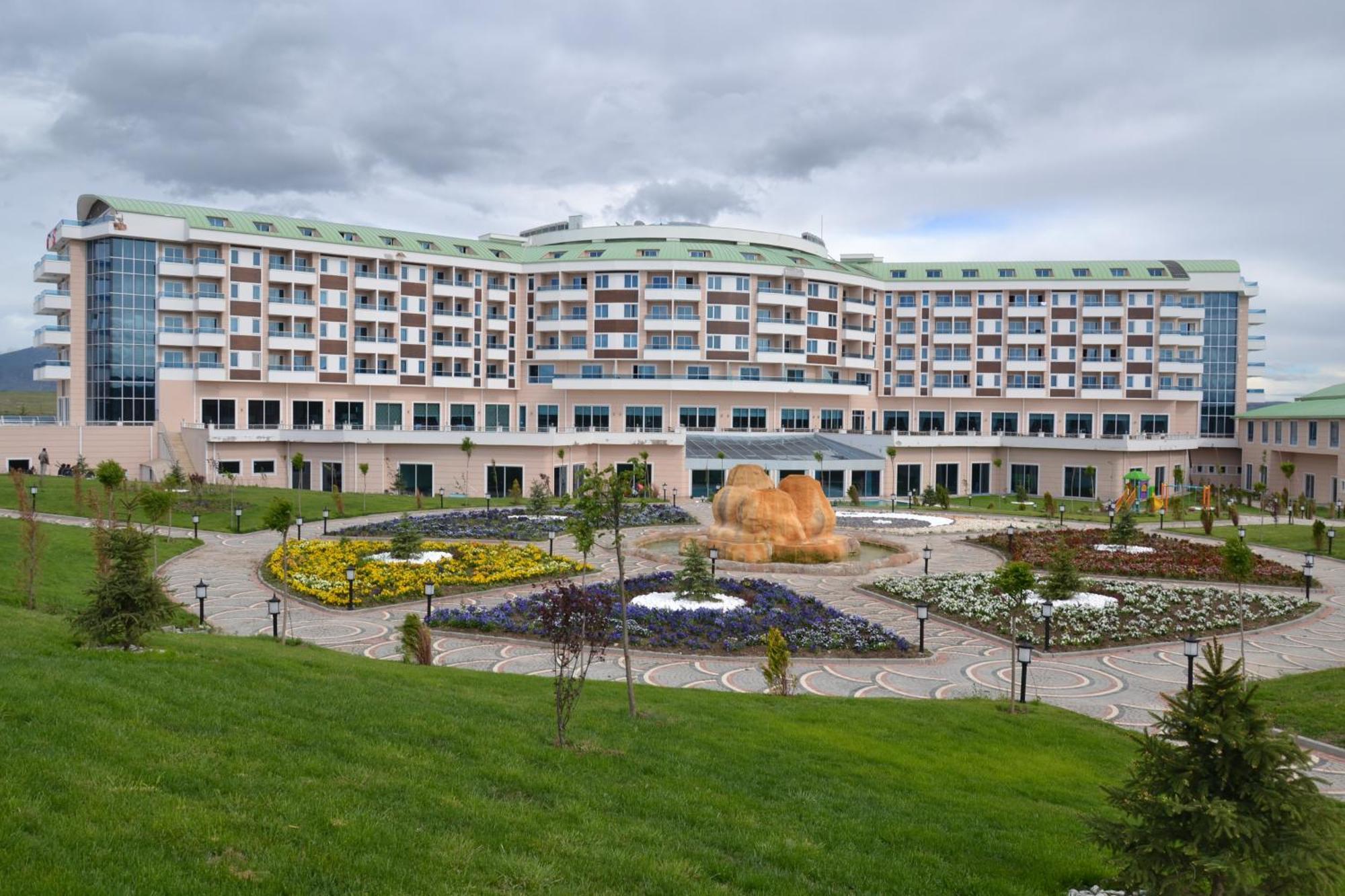 Safran Thermal Resort Sandıklı Esterno foto