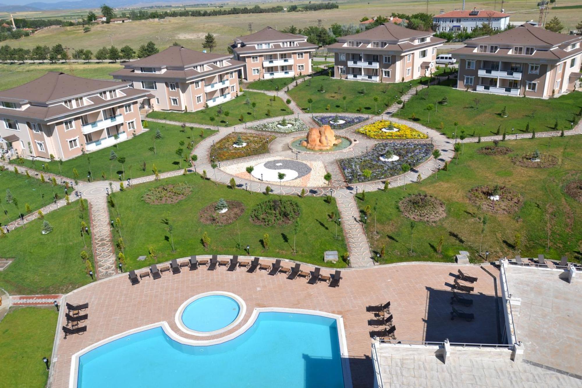 Safran Thermal Resort Sandıklı Esterno foto